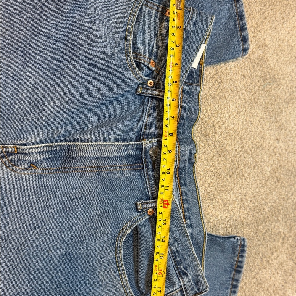 Vintage Levi’s 550 Relaxed Fit Jeans Men’s 36x34 Medium Wash Straight Leg - Picture 4 of 5